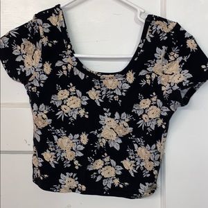 Floral cropped top forever 21
